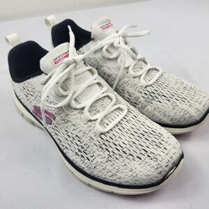Skechers Women's 7.5 M White and Pink Athletic Shoes Sneaker Lace Up Sneakers